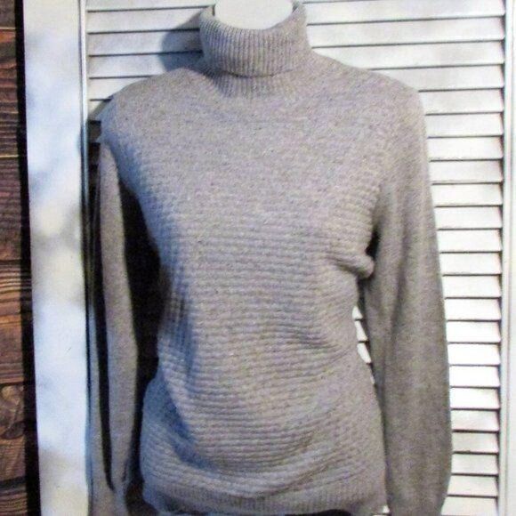 C+C California XS Merino Wool Blend Sweater - Picture 7 of 11